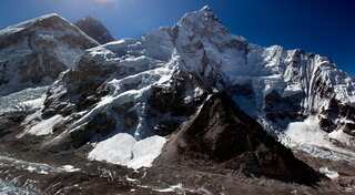 Indian police couple faked Everest climb photos, says Nepal