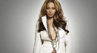 Beyonce requests to end 'war' on minorities after recent police brutalities