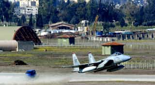 Turkish jets hit Kurdish militant targets in southeast Turkey, northern Iraq, kill 12