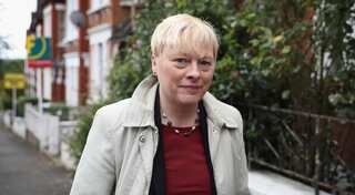 Corbyn faces leadership challenge, senior British lawmaker to announce candidature