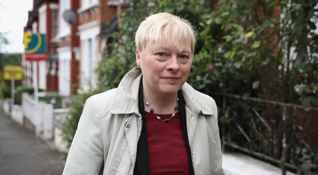 Corbyn faces leadership challenge, senior British lawmaker to announce candidature