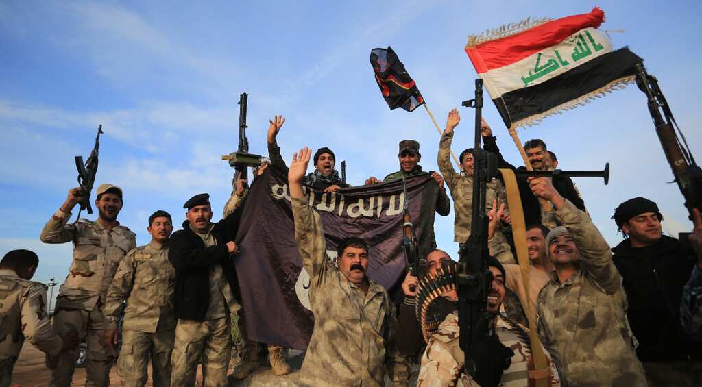 Iraq army seizes key airbase from Islamic State in south of Mosul