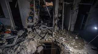 US-led coalition air strikes, Turkish artillery fire kill 8 Islamic State militants