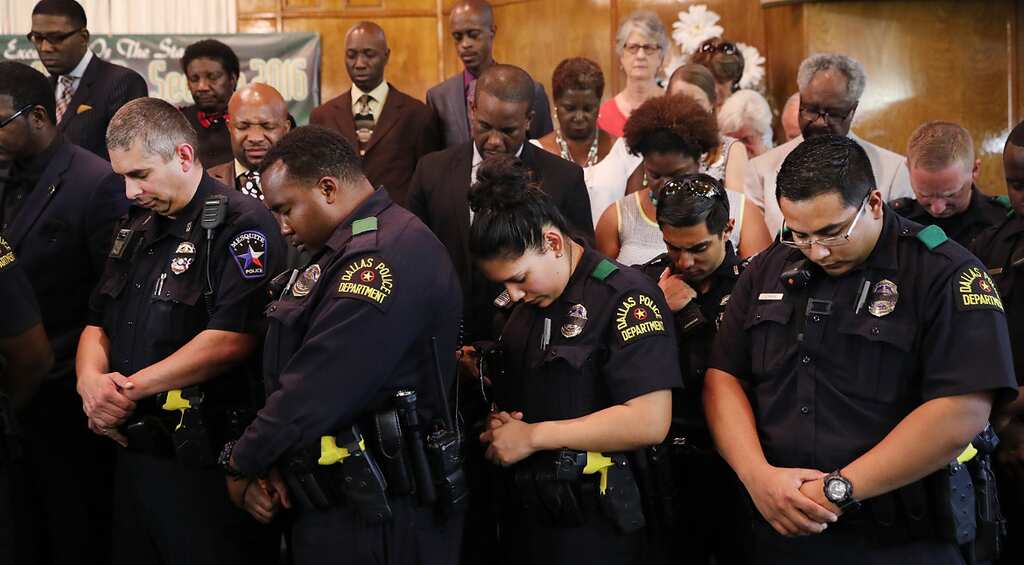 US police forces search for new tactics in wake of Dallas