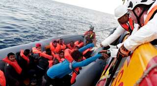 UN: 2016 Mediterranean refugee deaths hit record 3,800