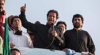 Pakistan police arrest opposition activists after protest ban in capital