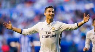 Ronaldo hat-trick extends Real Madrid's La Liga lead