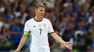 Football: Schweinsteiger's exile ends, rejoins Man Utd training