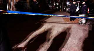 Gunman kills 3, injures 1 in Jamaica pub