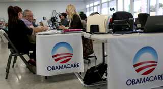 Obama asks democrats to 'fight' to preserve Obamacare