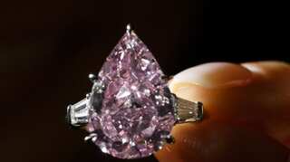 Rivals Christie's, Sotheby's to showcase historic jewels at Geneva auctions