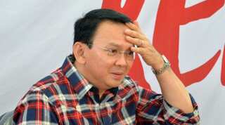 Jakarta's Christian governor accused of blasphemy for 'insulting Quran'