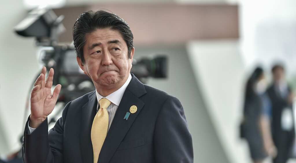 Trump's meeting with Japan PM Abe shrouded in confusion