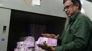 Demonetisation: BJP confident of weathering storm after first day of parliament's winter session