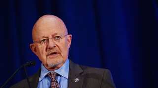 US intelligence chief resigns