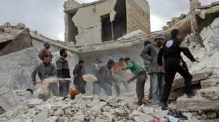 Syrian army steps up bombardment of east Aleppo after Russia declares end to month-long humanitarian pause