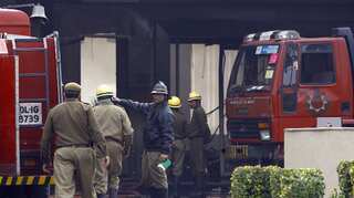 India: Fire breaks out at Kolkata's SSKM hospital