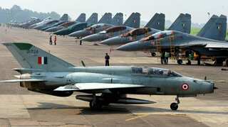 UP CM Akhilesh Yadav, Mulayam Singh inaugurate Uttar Pradesh expressway; IAF fighter jets jazz up occasion