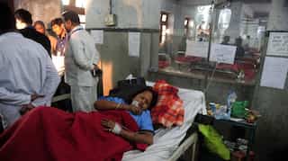 Indore-Patna Express derailment: Doctors use WhatsApp to find kin of train survivors