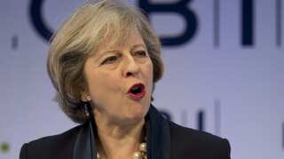 Theresa May reassures business leaders against abrupt Brexit