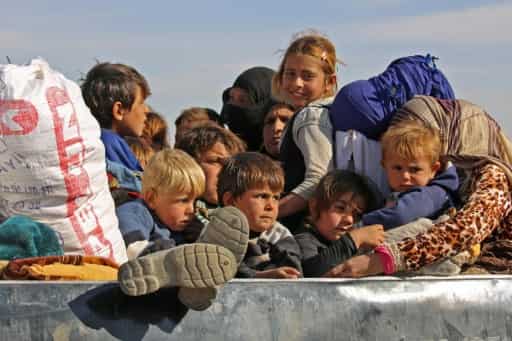 Arrests, extortion, detention: Syrians warned against heading home Arrests, extortion, detention: Syrians warned against heading home