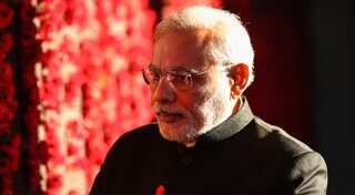 India: Emotional PM tells party MPs to explain demonetisation to people, Opposition insists on explanation in Parliament