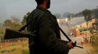 Deeply concerned about 'deteriorating' situation along Kashmir LoC: UN chief