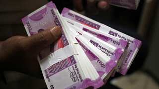 Demonetisation: Taxman seizes Rs 4 crore of new denomination notes