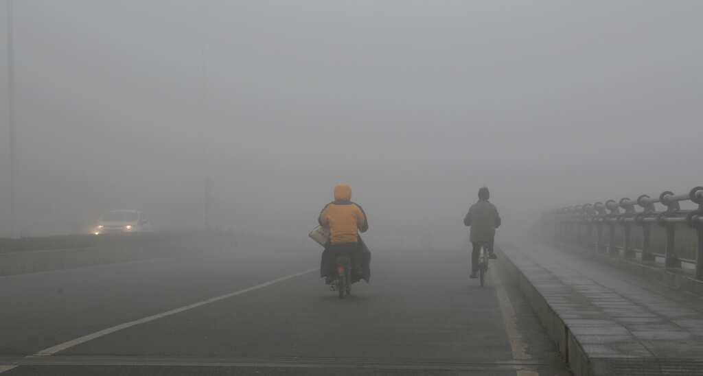 Cold, foggy winter morning in Delhi