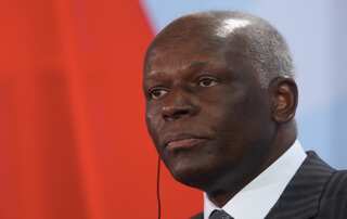 Angolan President Dos Santos to stand down in 2017 after 37 years of rule
