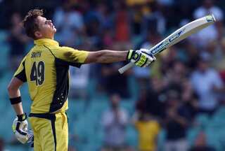 Captain Smith clips Kiwi wings to hand Australia Sydney ODI