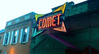 Man self-investigating fake news story about Democrat child sex ring fires shots inside US pizzeria