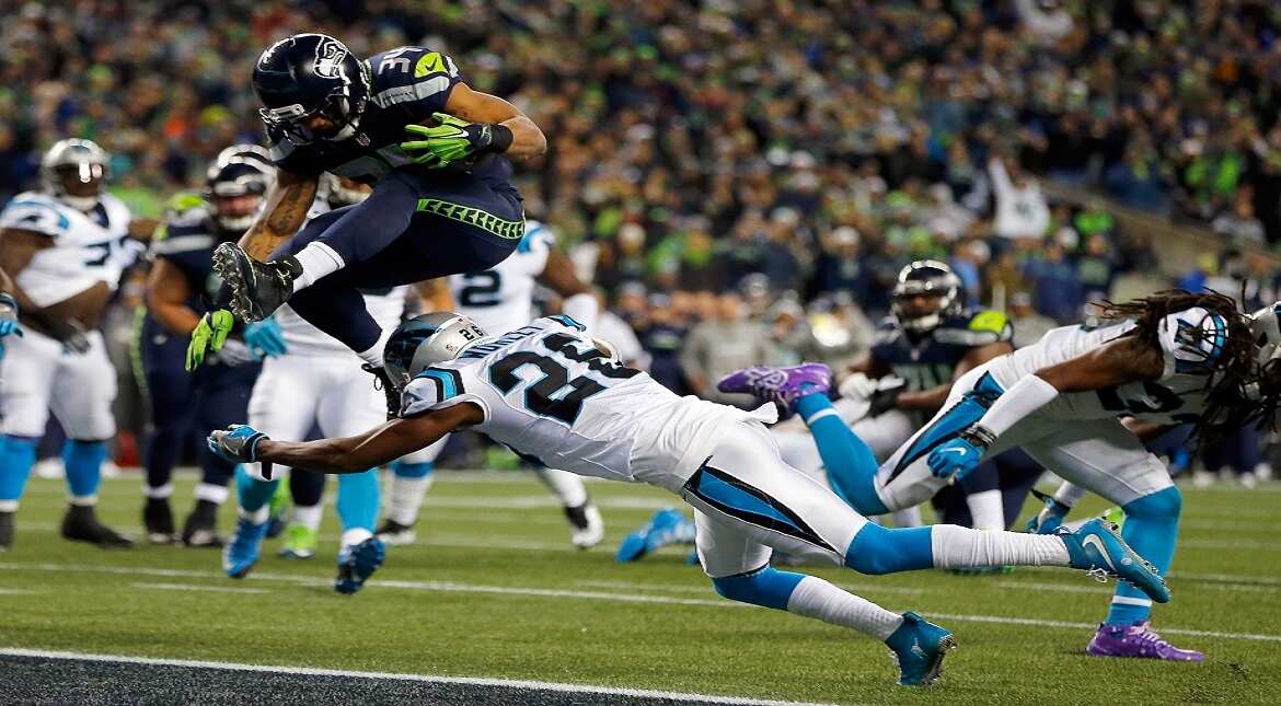 Thomas Rawls of the Seattle Seahawks against the Carolina Panthers at CenturyLink Field in Seattle, Washington