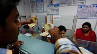 Demonetisation: Top court questions government on cash crunch in banks
