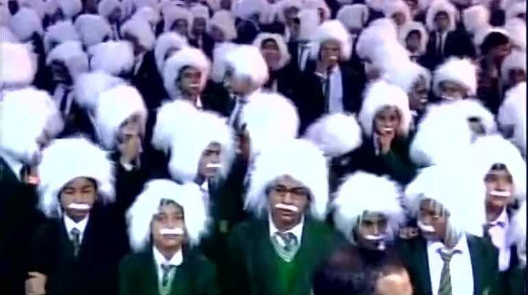 Delhi: Over 500 students dress as Einstein in Guinness record bid Delhi: Over 500 students dress as Einstein in Guinness record bid