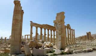 Suspected gas attack near IS-held Palmyra: Monitor