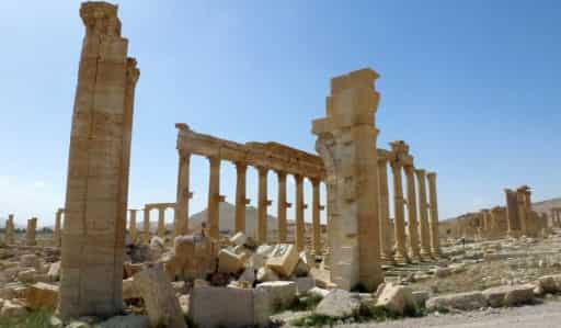 Suspected gas attack near IS-held Palmyra: Monitor