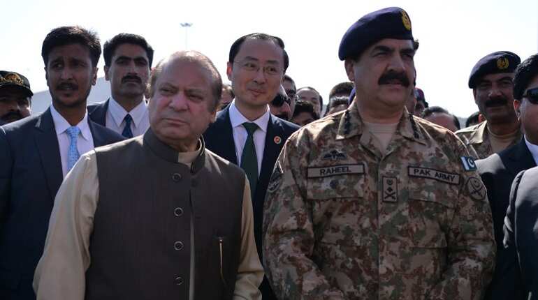 Pakistan PM bars his partymen from commenting on former Army chief General Raheel Sharif