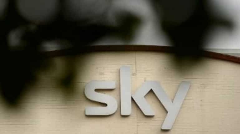 21st Century Fox announces $14.8 bn deal to take over Sky 21st Century Fox announces $14.8 bn deal to take over Sky