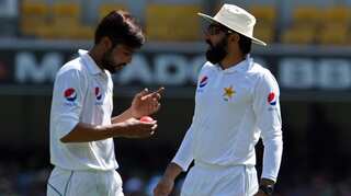 Cricket: Australia set Pakistan 490 for victory