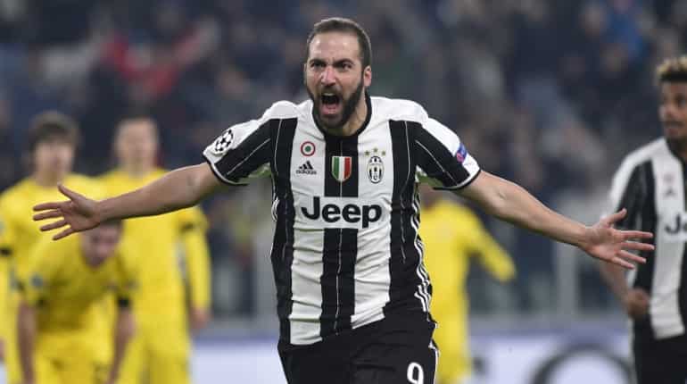 Football: Juventus beat Roma 1-0