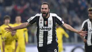 Football: Juventus beat Roma 1-0