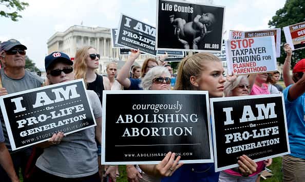 Trump inspires American anti-abortionists Trump inspires American anti-abortionists