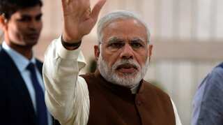 Modi & Rahul address rallies in UP, say exact opposite of each other