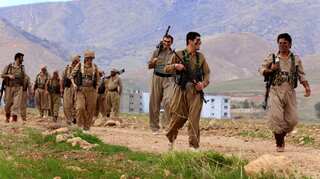 Kurdish forces fight IS near Syria prison, says monitor