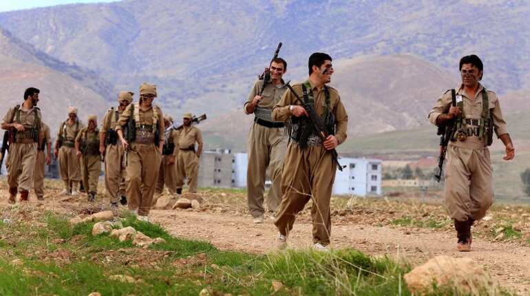 Kurdish forces fight IS near Syria prison, says monitor