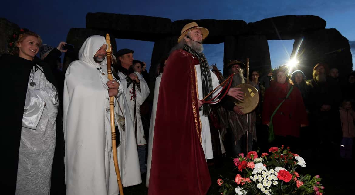 Over 5000 gather at Stonehenge to celebrate Winter Solstice