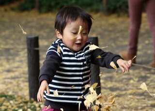 Japan: Number of births likely to be sub-million for first time