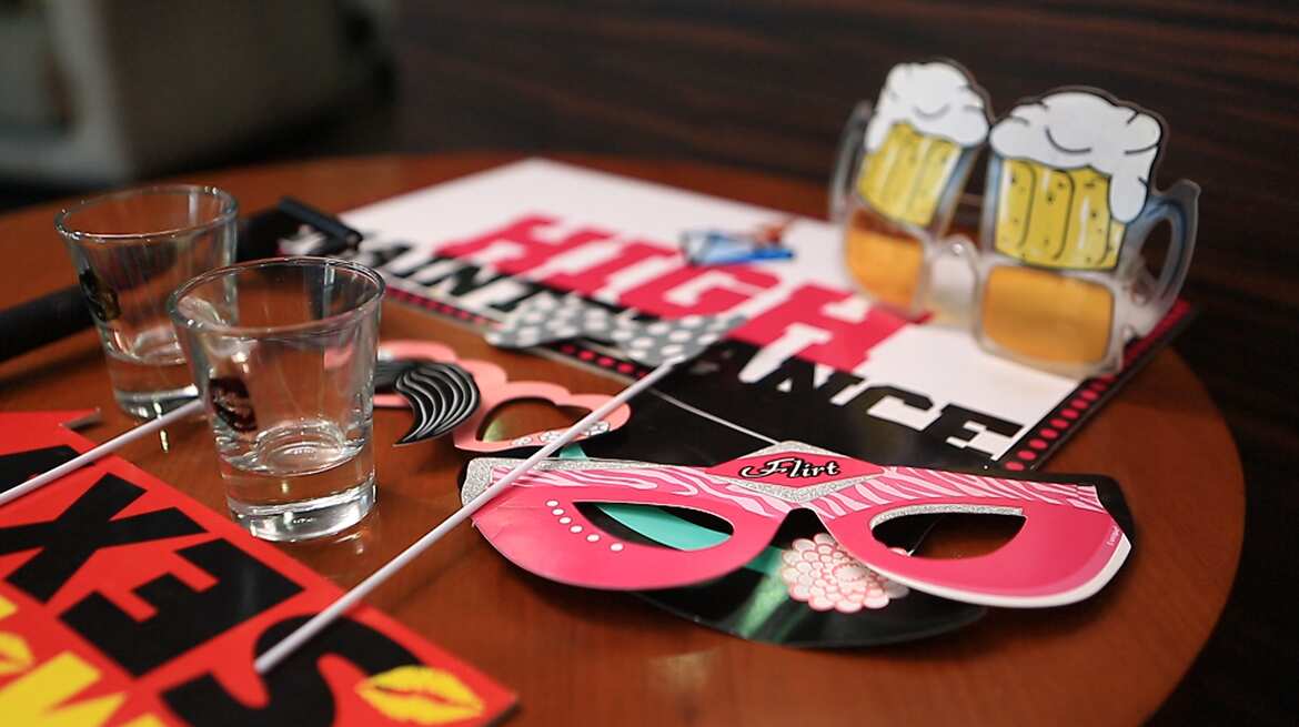 5 simple ways to tech up your house party this festive season 5 simple ways to tech up your house party this festive season