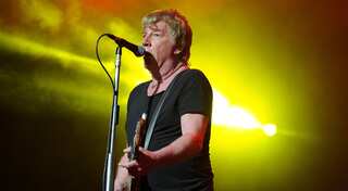 Status Quo guitarist Rick Parfitt dies aged 68